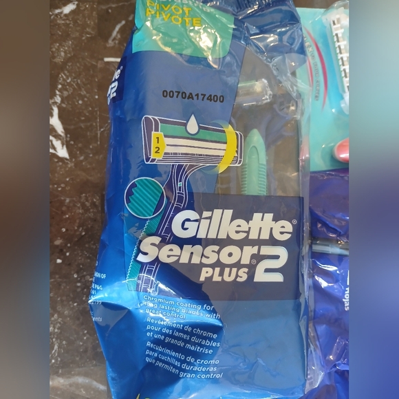 Lot Of 50 Razors (Assorted) - Picture 3 of 7